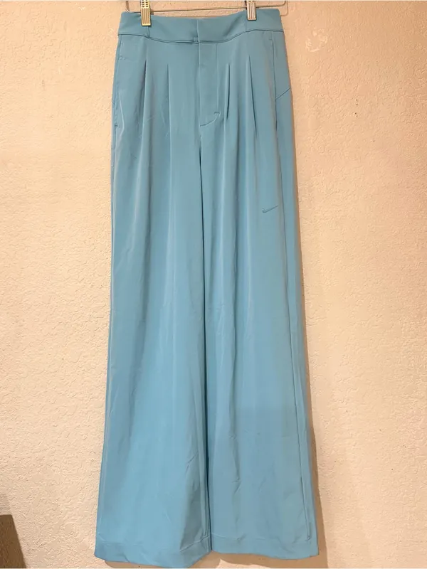 Nike Bliss Women's Dri-FIT Trousers size XS wide leg soft and comfort - Image 4