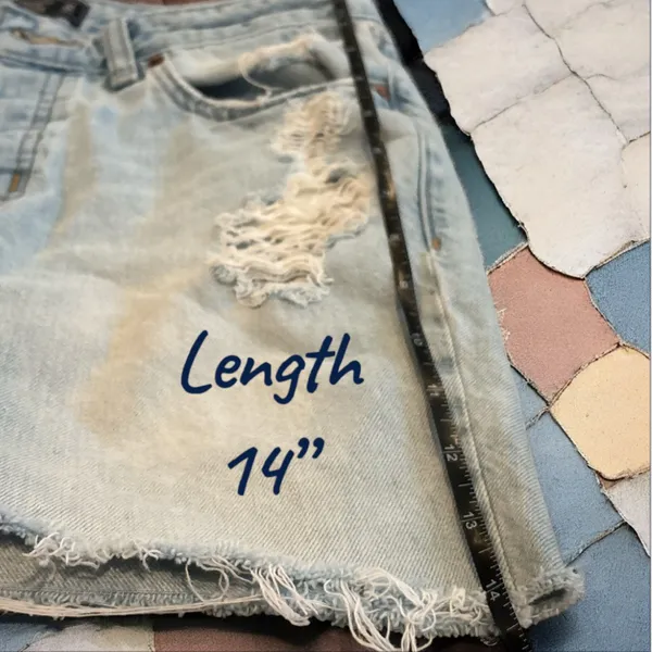 ABERCROMBIE & FITCH Women’s Ames Low Rise Slim Boyfriend Denim Shorts 00R/24 - Image 6