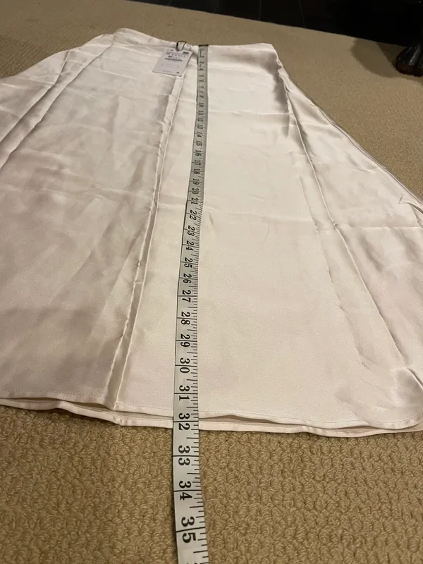 ZARA A-line Satin Off White Midi Skirt. Size S - Image 5