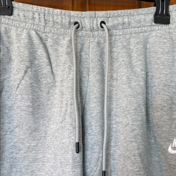 Nike Heather Gray Joggers Size Medium Great - Image 6