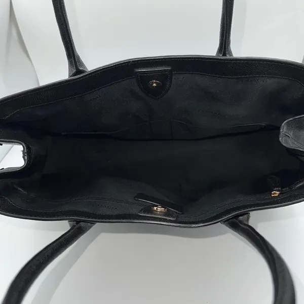 Coach Pebbled Leather Tote Bag Top Handle Black Gold Heart Charm Black Lining‎ - Image 6