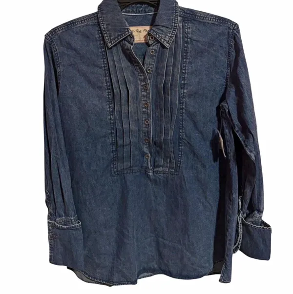 Free People $148 NWT We The Free Blue Denim Button-Up Collared Long Sleeve Top M - Image 2