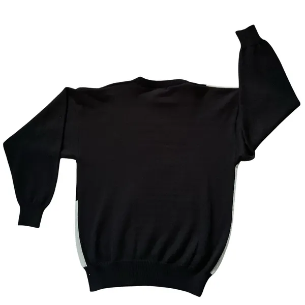 Vintage 90s Bear Sweater Knit Size S Made in Hong Kong Novelty Graphic Top - Image 2