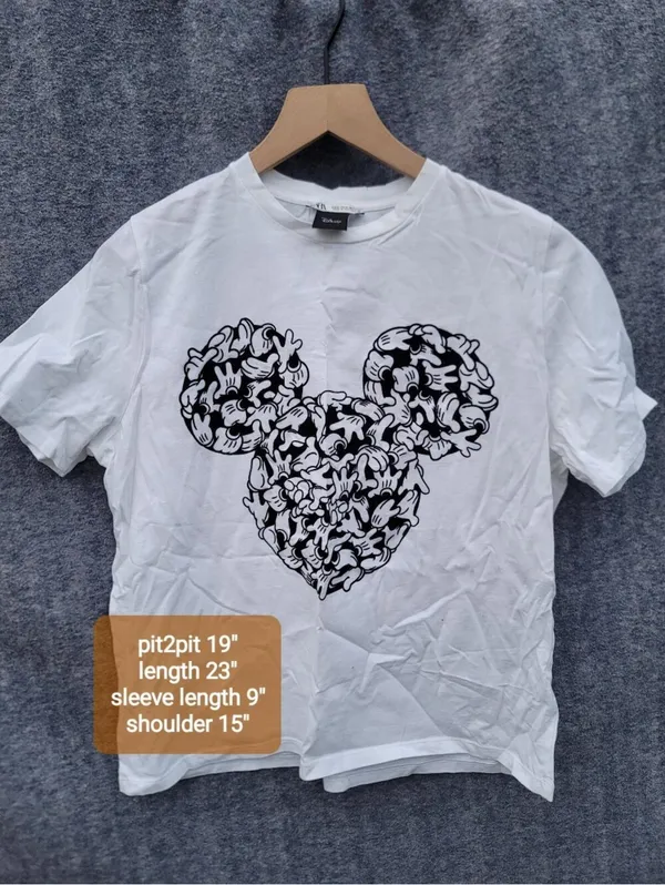 Zara x Disney Mickey Mouse "Hands" Graphic Tee Crop Retro M - Image 4