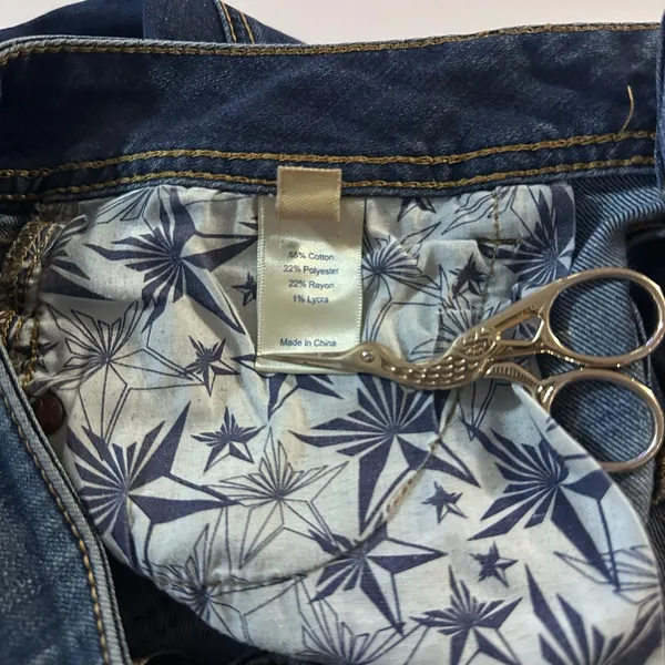 Peoples Liberation Bootcut Jeans Womens 3/4 (30X32) Low Rise Star Flap Pocket - Image 9