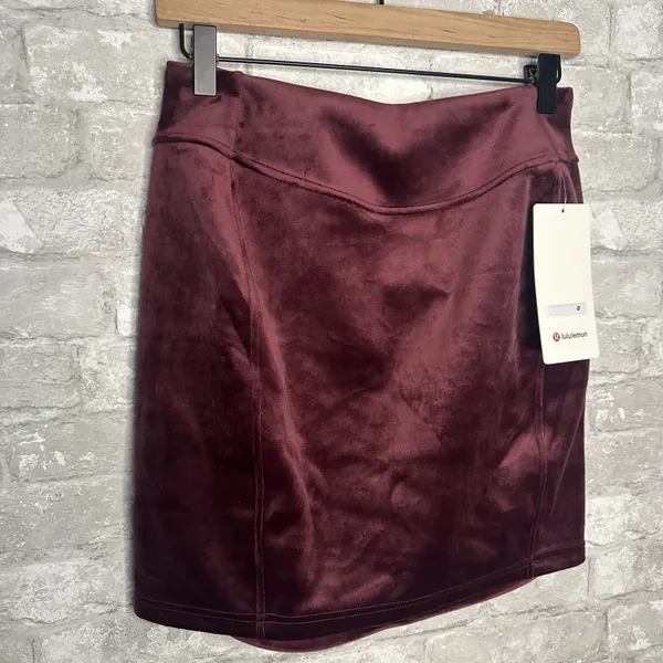 Lululemon Scuba High Rise Mini Skirt Velvet NWT Size XL (GARN) LW8AL9S - Image 2