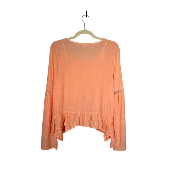 E & M‎ Light Coral Bell Sleeve Women's Blouse - Image 2