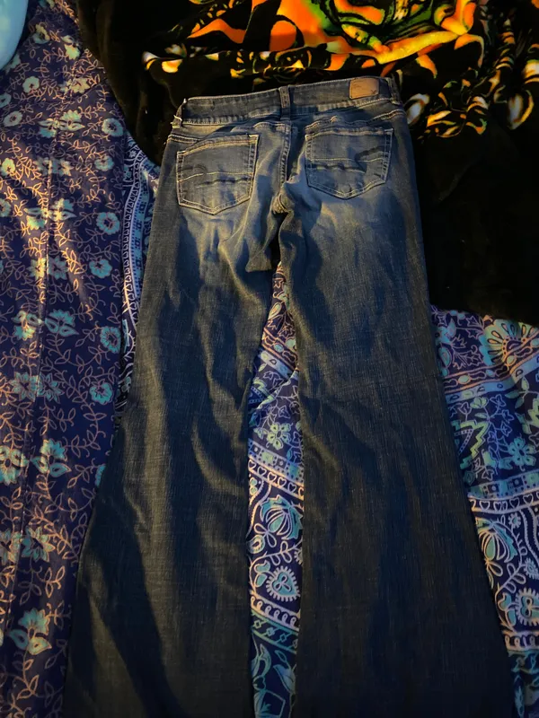 Outfitters Bell Bottom Jeans - Image 4