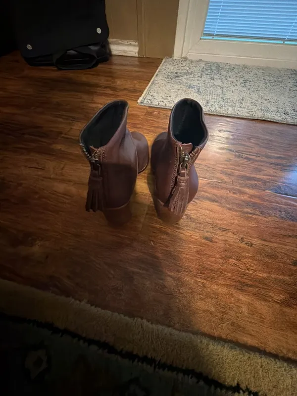 TOMS Carpe Diem Brown Leather Ankle Booties with Tassel Back Zipper - Image 4