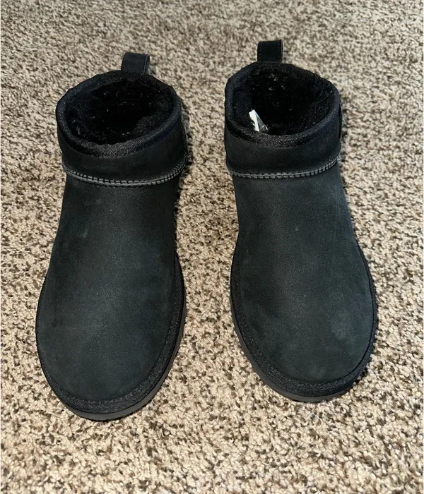 UGG Boots Ultra Mini Classic Black - Image 5