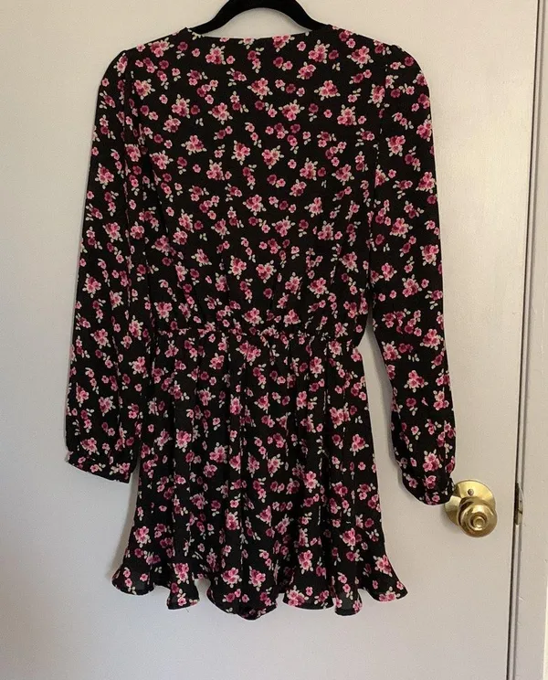 Black Floral Romper V-Neck Surplice ruffle hem, long sleeve size XS - Image 2