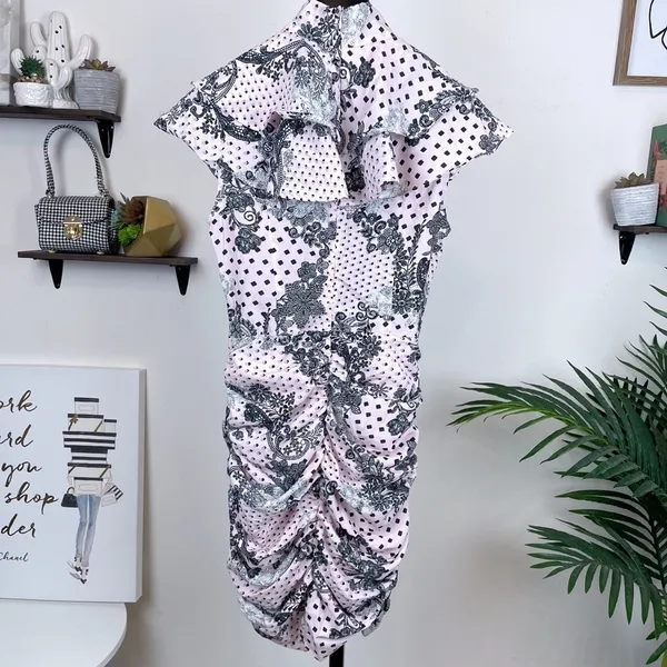 Elliatt Lemniscate Ruched Summer Mini Dress in Pink Multi Floral Size Small NWT - Image 4