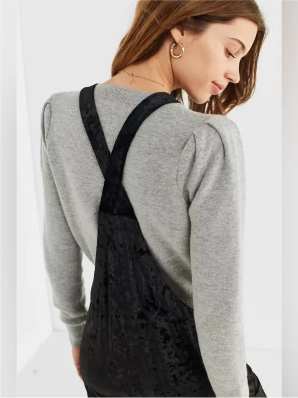 Urban Outfitters‎ Black Velvet Overall Jumpsuit Size Small Shapeless Overalls - Image 4