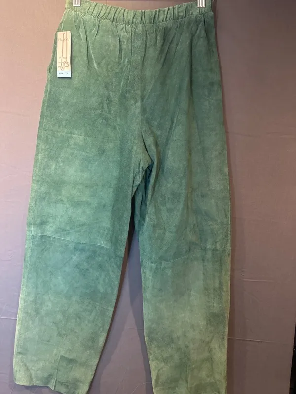 Vintage 90s Women M Intuition Sport Green Suede Leather Barrel Pants NWT - Image 9