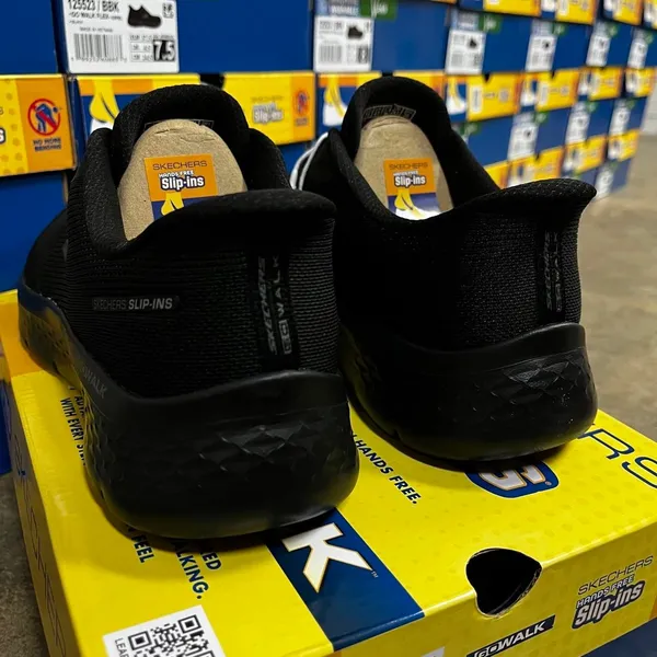Skechers Women's Black Trainers - Image 5