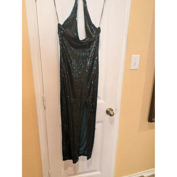 Zara Green Halter Neck Midi Sequinned Dress Size Xs - Image 5