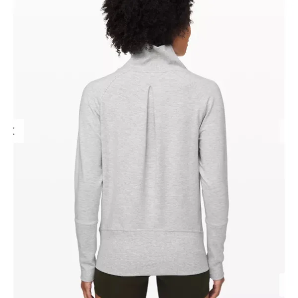 Lululemon Turtleneck Sweatshirt High Lines Pullover Size 8 - Image 2
