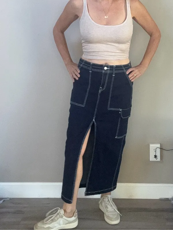 True Religion Dark Denim Front Slit Maxi Skirt with Contrast Stitching sz 28 - Image 3