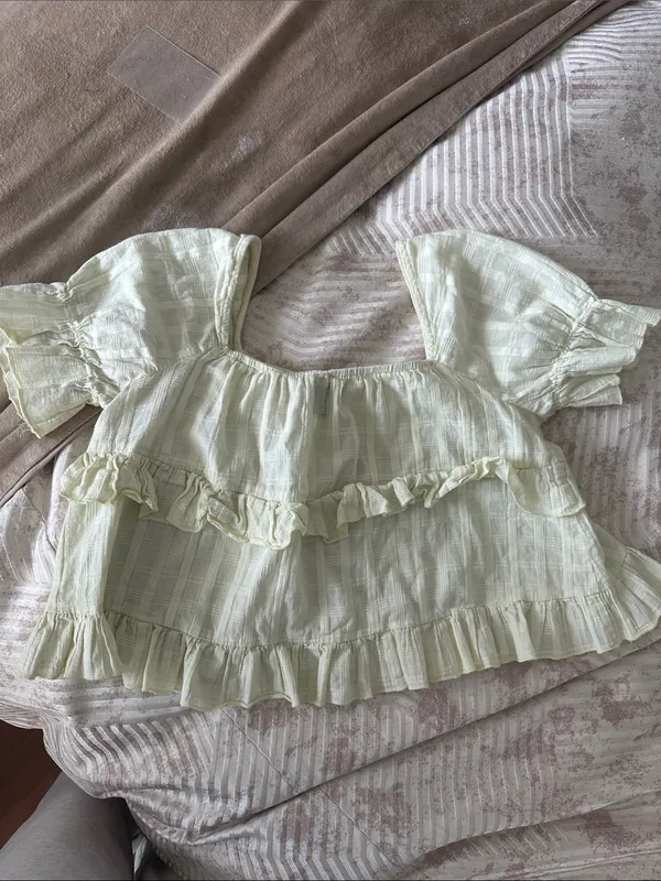 Princess Polly Light Yellow Ruffle Peasant Top - Image 4