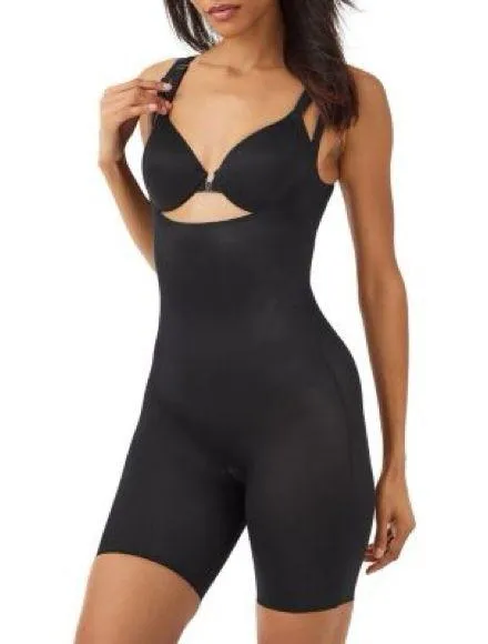 SPANX‎ Thinstincts Mid-Thigh Bodysuit - Image 8