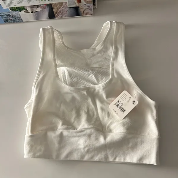 NWT open sports bra - Image 4