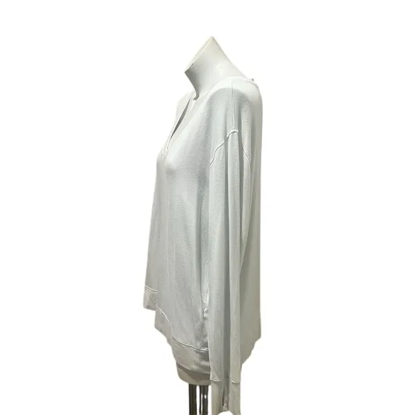 Athleta Women's XL White V-Neck Long Sleeve Relaxed Fit Top - Image 3