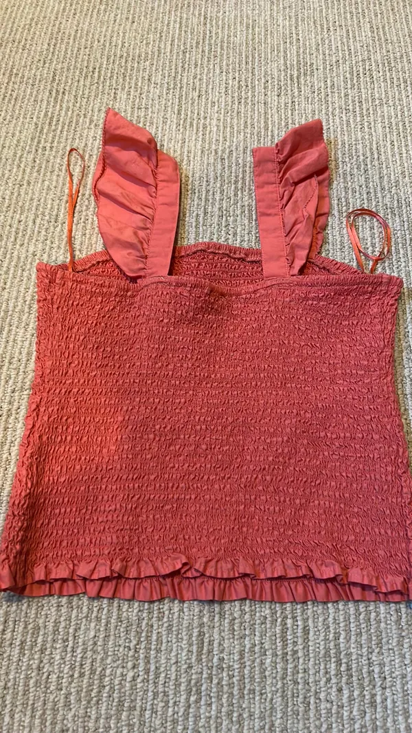 Old Navy Coral Ruffle Top M - Image 3