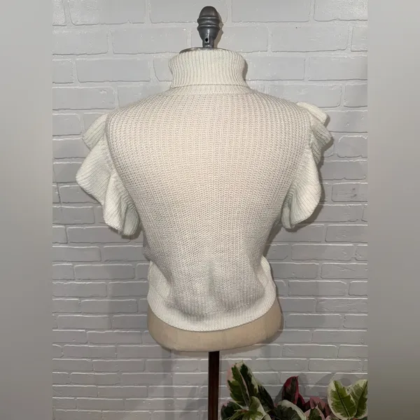 Elegant Off-White/Ivory Cable Knit Ruffle Sleeve Turtleneck Sweater - Image 8