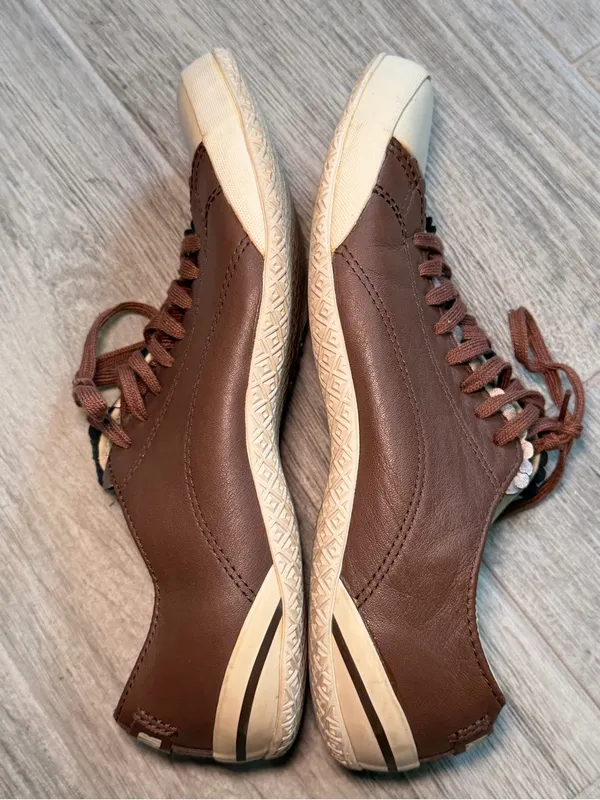 Converse Leather Chuck Taylor Low Top Tan Women's 10 EU 42 Classic Sneaker - Image 5