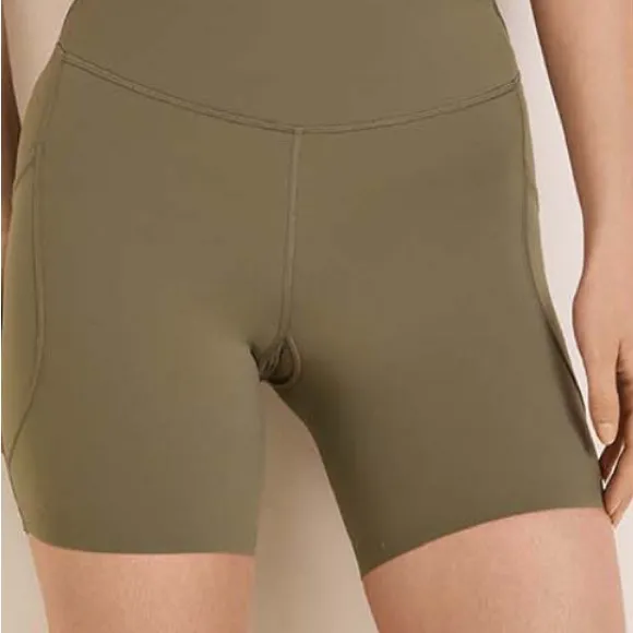 Lululemon Fast and Free Olive Green Women's Shorts 8” Light size 2 $78 - Image 2