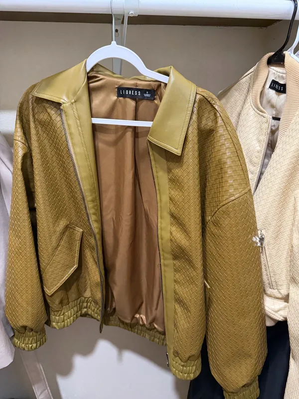 Lioness Green Bomber Jacket - Image 5
