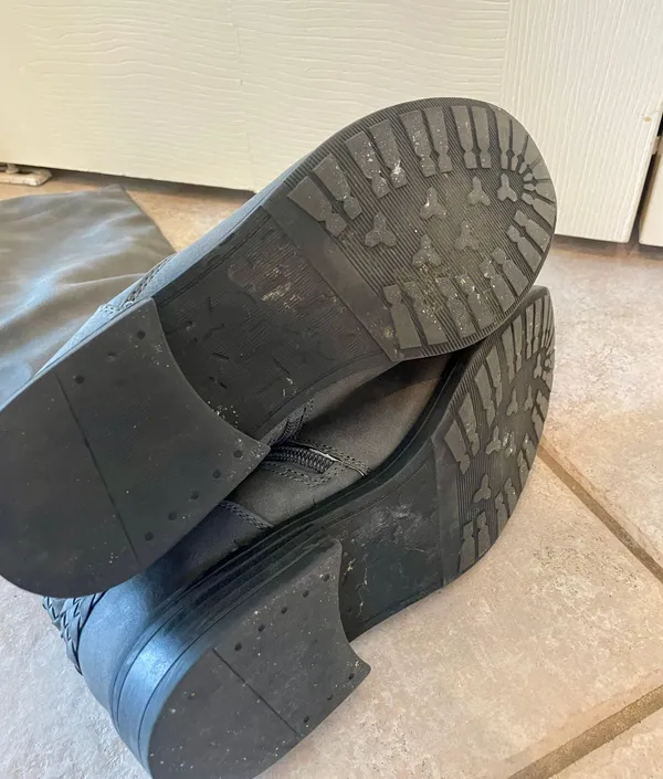 Merritt Riding Boots Gray Size 9.5 - Image 3