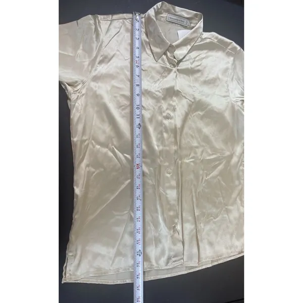 Abercrombie & Fitch Women’s Satin Button Up Top M Champagne Ivory Office NWT - Image 8
