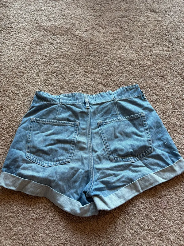 Hollister Shorts - Image 3