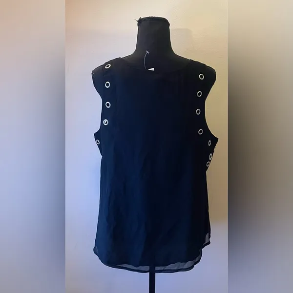 Pinky- Black with Silver Cut Out Tank Top Size XL - Image 3
