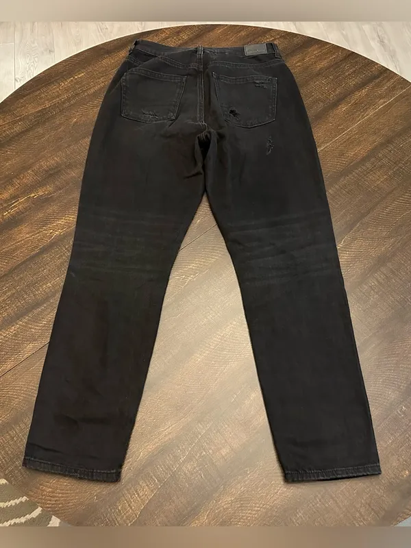 American Eagle Black Distressed Mom Jeans Size 4 - Image 10