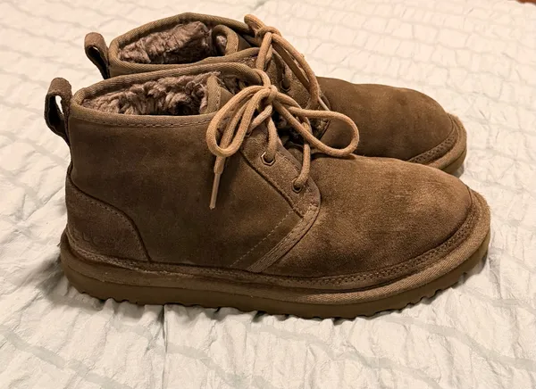 UGG Neumel Chukka Boot - Burnt Olive Suede, Womens Size 9 (1094269) - Image 2