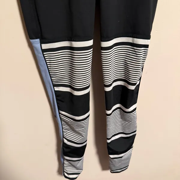 Stella McCartney by ADIDAS Black STU Panelled Zipper Ankle Legging- Size XS - Image 8