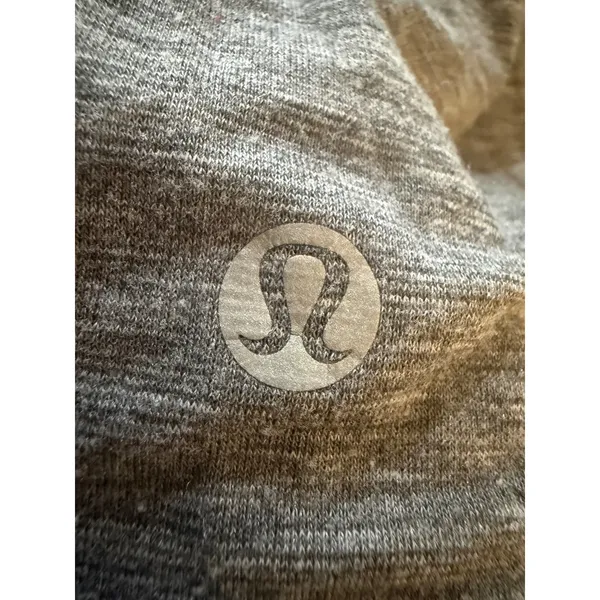Lululemon Heathered Grey Open Back Crossover Long Sleeve Top Womens‎ Size 68 - Image 5
