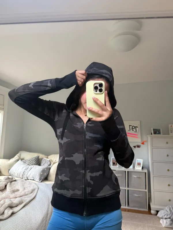 Athleta Zip-Up - Image 3
