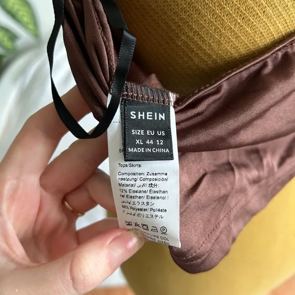 Brown cowl neck self tie open back tank top Size XL - Image 4