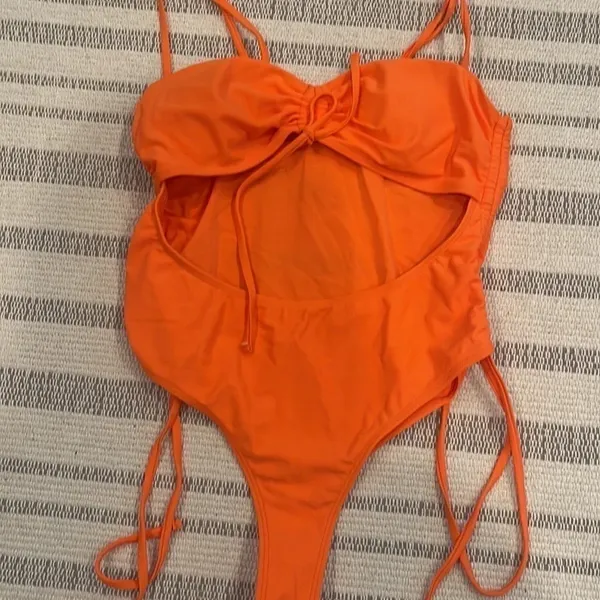 Haloon Womens Ruched Spaghetti Strap Cutout High Leg One Piece Swimsuit Swimwear - Image 6