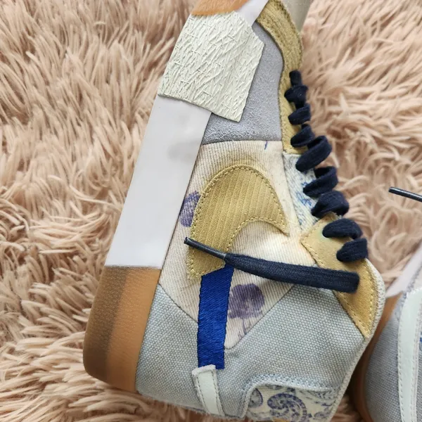 Nike Women's High-Top Sneakers - Blue and Yellow Size 6.5 - Image 8