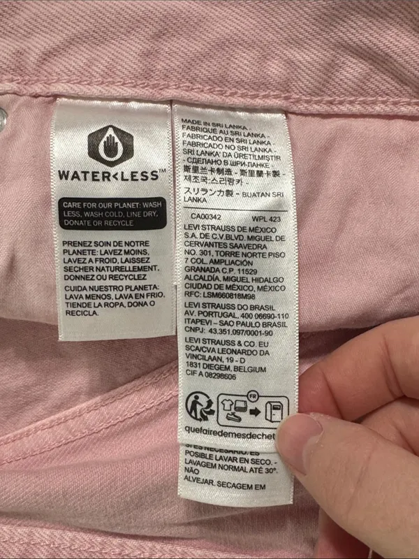 Levi’s 501 Original Fit Pink Rigid Denim High Rise Jean Cutoff Shorts size 30 - Image 10