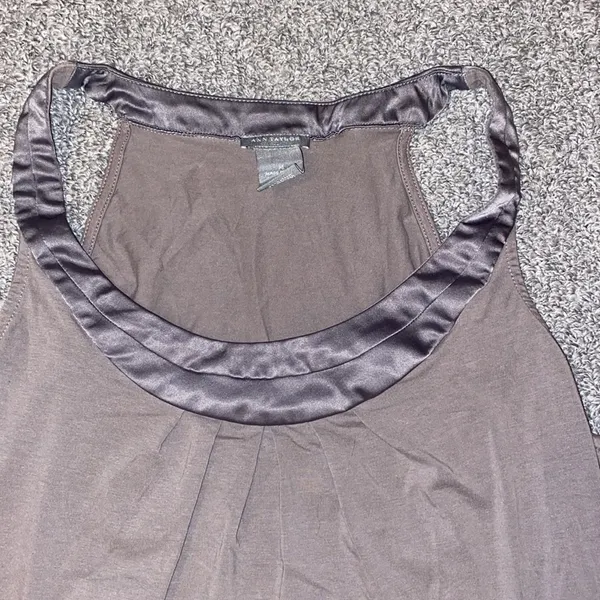 Ann Taylor Grey sleeveless Tank Top - Image 3
