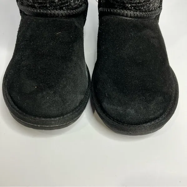 Minnetonka black suede boots‎ shearling lined size 6 - Image 3