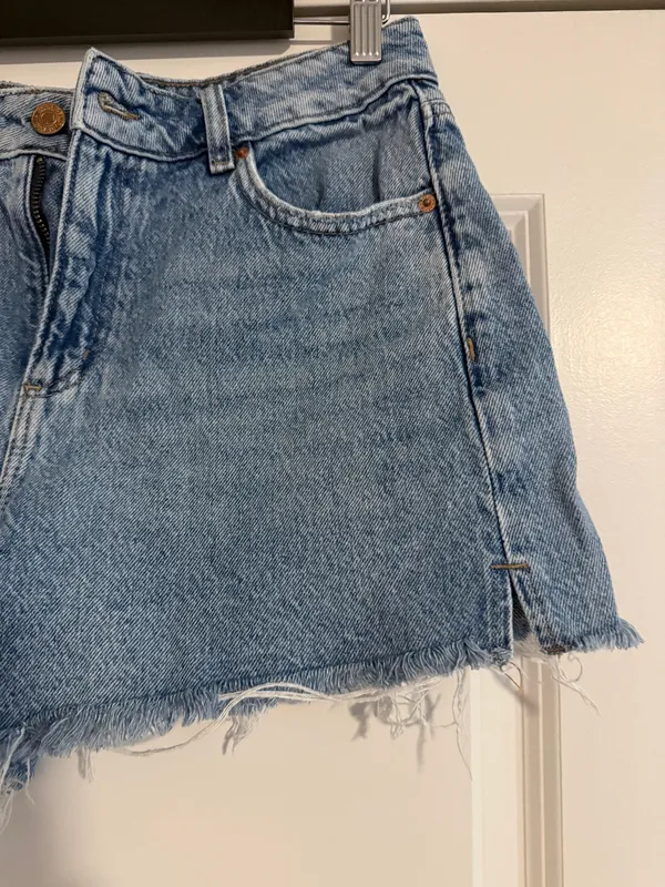 Garage Cut-Off Jean Shorts - Image 2