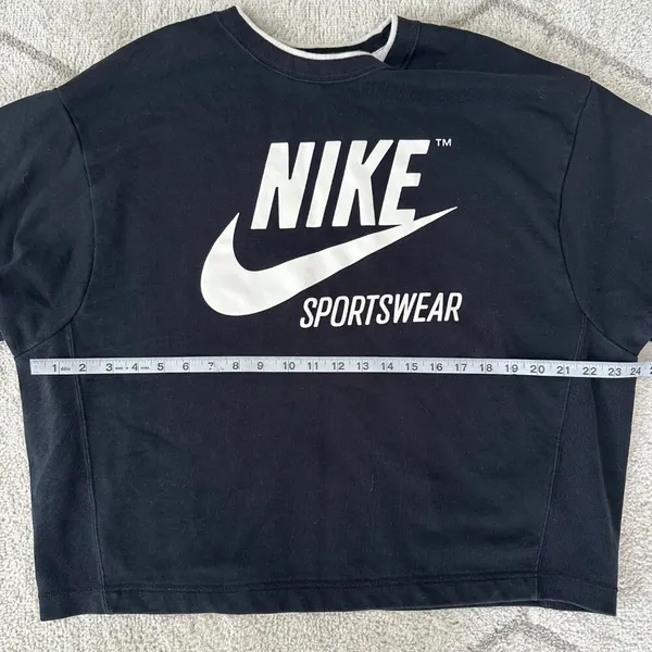 Vintage Oversized Nike Sportswear Black/White Crewneck Sweatshirt Iconic Swoosh - Image 3