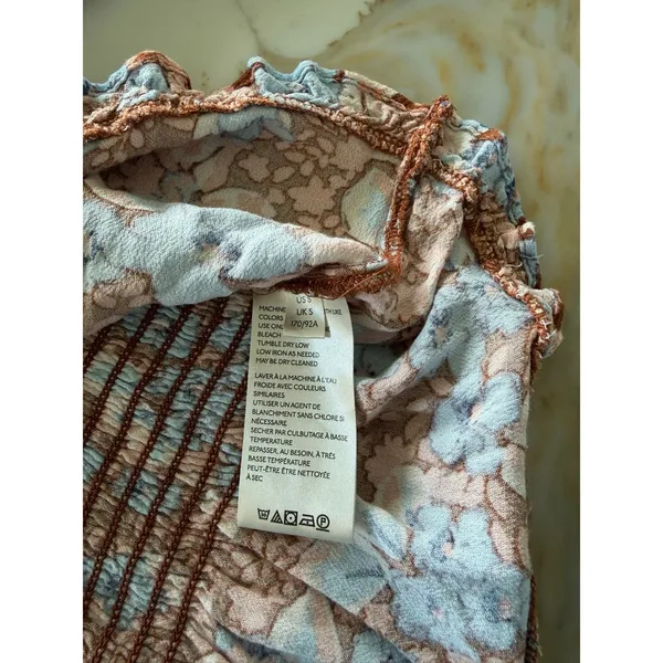 Free People Floral Ruffle Smocked Back Blouse Blue Brown‎ Small - Image 6