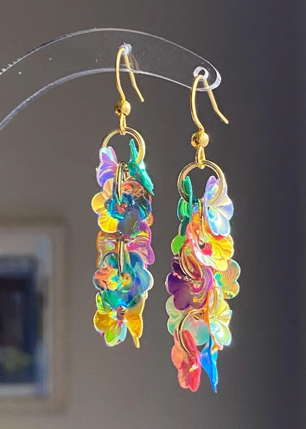 Handmade fairy cute funky unique style flower sequins dangle earrings🌈🌼 - Image 2